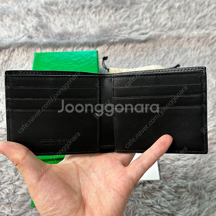 [풀구성] 보테가베네타 맥시 플랩 반지갑 블랙--2