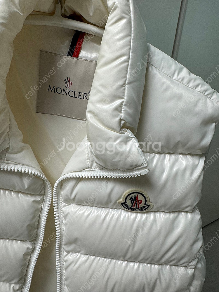 몽클레어 가니 패딩 베스트 (여성)--1