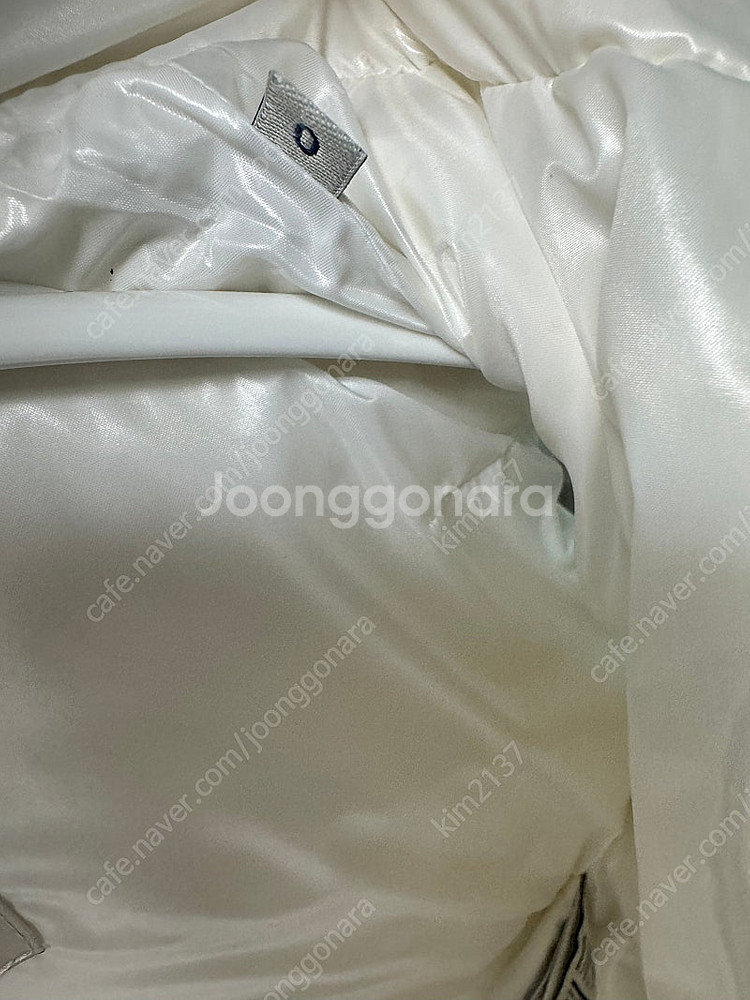 몽클레어 가니 패딩 베스트 (여성)--3