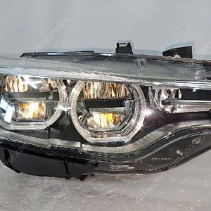 Bmw f32 428i , 4시리즈 보조석 헤드라이트(전조등) 삽니다.