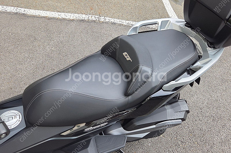 2023년식 BMW C400GT 트리플블랙 무사고 무꿍...--9