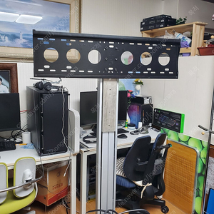 높이조절 및 이동식 대형 tv, 모니터 스탠드/거치대 CT661