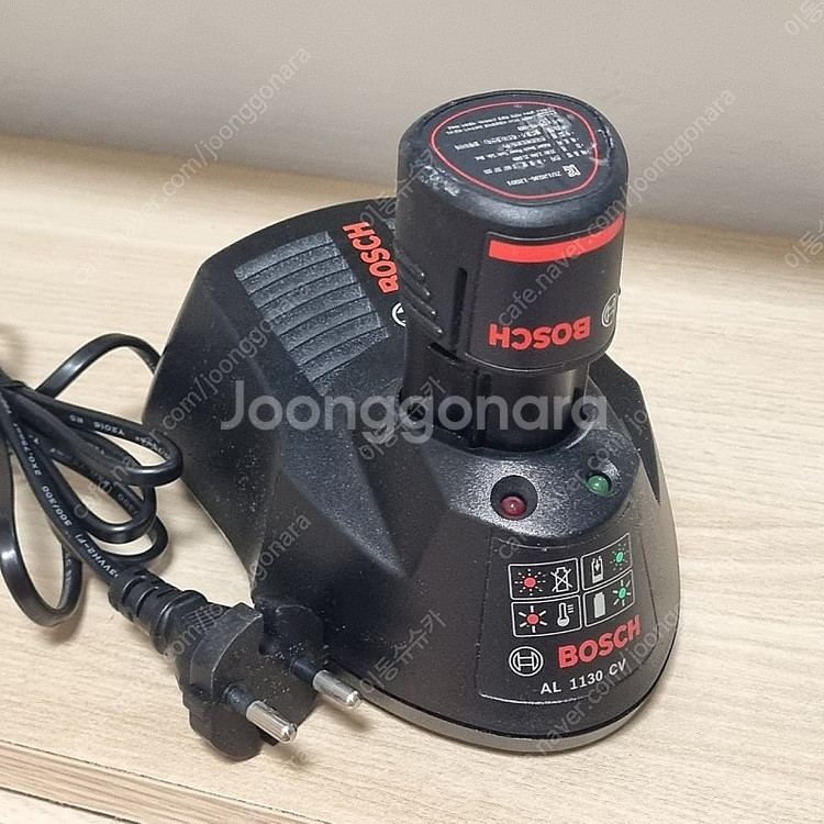 보쉬 리튬이온 배터리 10.8V 충전기 AL1130CV--4