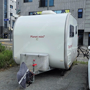 캠핑카라반트레일러