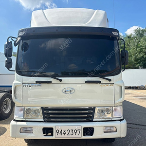 메가트럭 4.5톤 후축윙 리프트 차량입니다 이미지