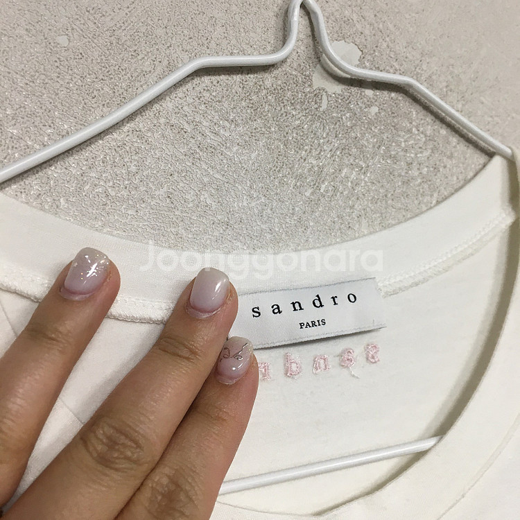 SANDRO 산드로 레터링 아일렛 티셔츠 55 / 랑방...--1