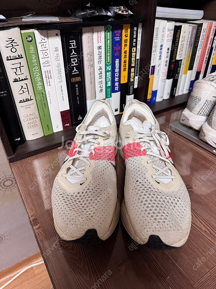 나이키 베이퍼플라이3 킵초게 275사이즈 판매합니다.--2