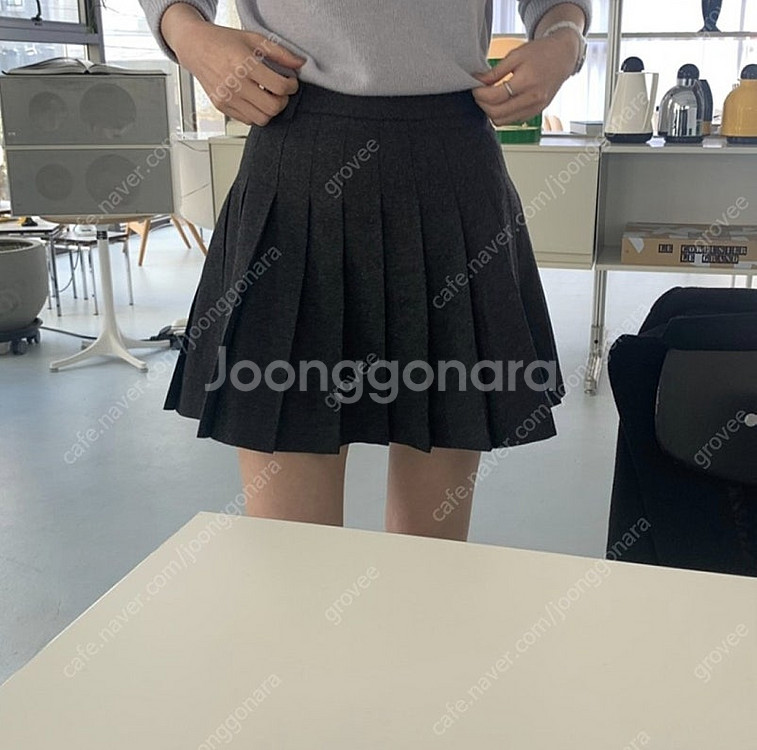 웨어웨더 차콜 플리츠 스커트 s--1