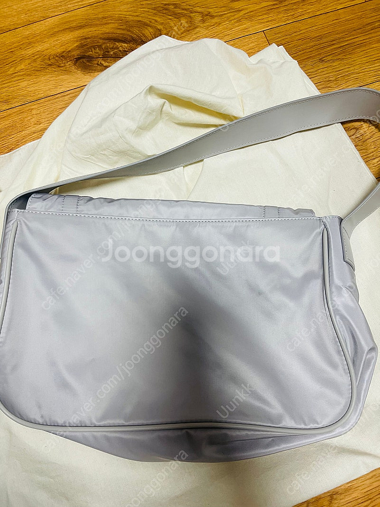 마뗑킴 가방 버클백 그레이--2