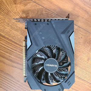 기가바이트 gtx1650 oc 4gb