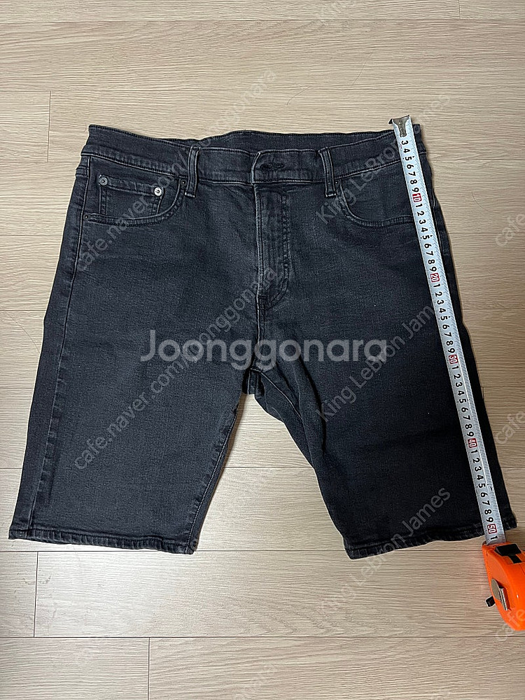 유니클로 블랙 슬림핏 데님 반바지 L (에어리즘 반팔 ...--0