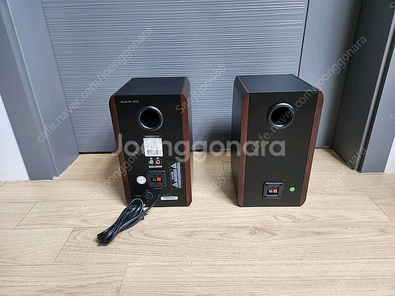 캔스톤 스피커 + 블루투스 리시버 판매. (매우깨끗)--1