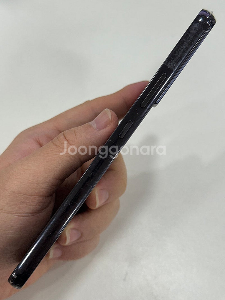 갤럭시S22플러스 (S906) 256GB 블랙 외관 S급 18만원에 판매해요~--3