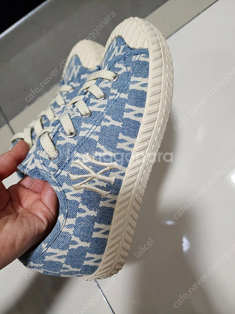 MLB키즈 운동화 230사이즈--3