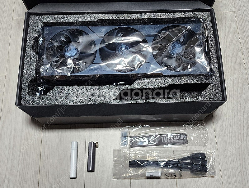 ASUS RTX 4080 TUF GAMING OC 16...--1