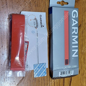 [신품급] 가민(GARMIN) / 울트라핏 나일론 스트랩 / 레드색상 / 26mm / 팝니다.