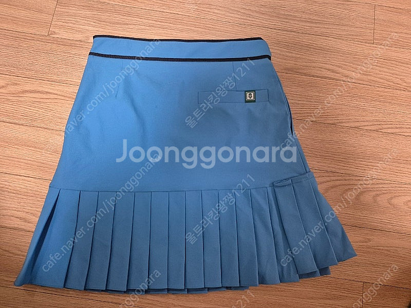 럭키슈에뜨 스커트--1