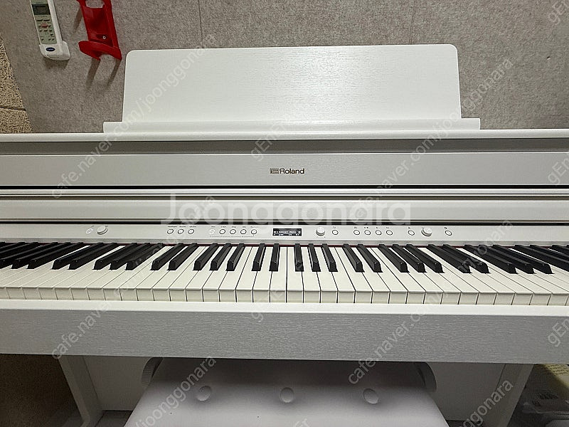 롤랜드 디지털 피아노 HP704--2