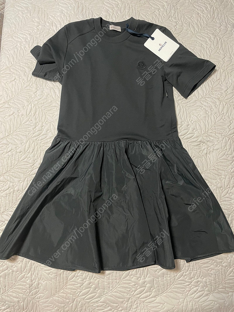 정품 몽클레어원피스--5