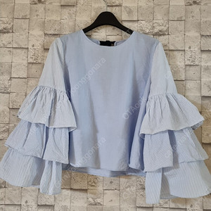 자라 zara 숏블라우스