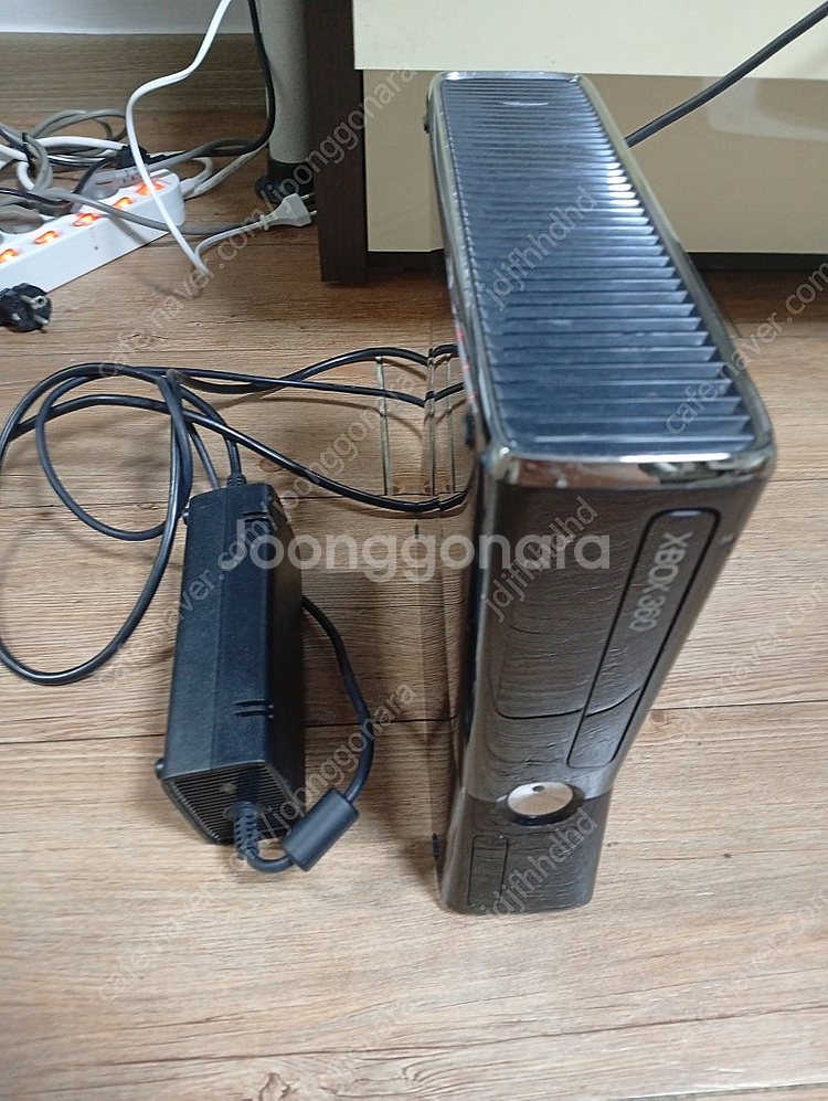 Xbox 360 본체--0