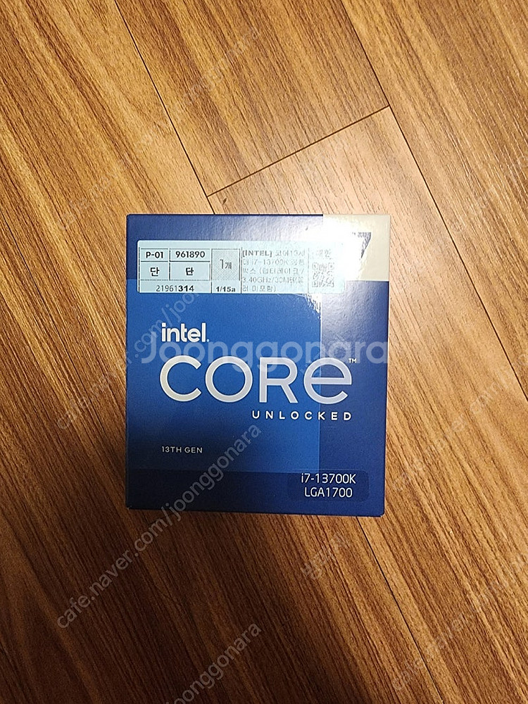 인텔 i7-13700K 정품--0
