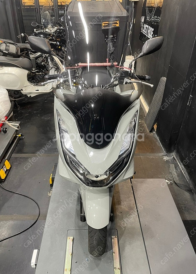 22년식 pcx125 배달셋팅 팝니다.(73,500km...--0