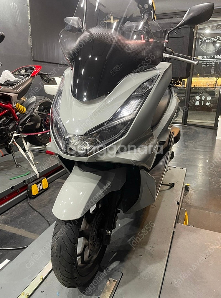 22년식 pcx125 배달셋팅 팝니다.(73,500km...--1