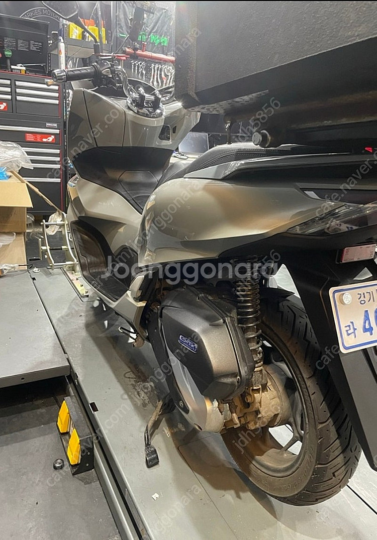 22년식 pcx125 배달셋팅 팝니다.(73,500km...--2