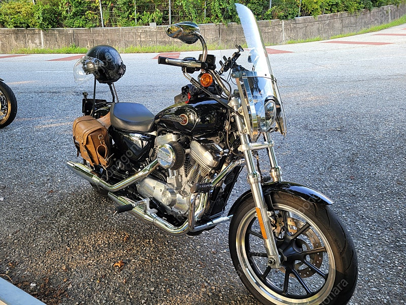 2020 할리데이비슨 883슈퍼로우 이미지