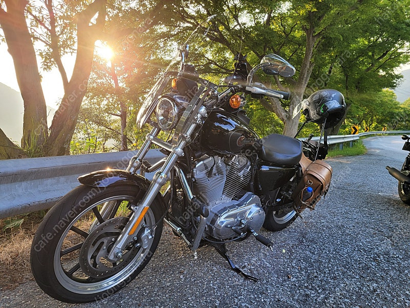 2020 할리데이비슨 883슈퍼로우 이미지