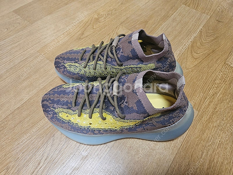 아디다스 이지 부스트 380 LMNTE(사이즈 255) 택포 9만원에 팝니다--0