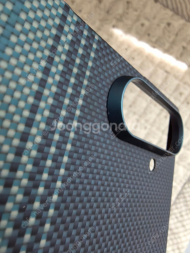 폴드7 피타카 아라미드 문라이즈 판매합니다.--3