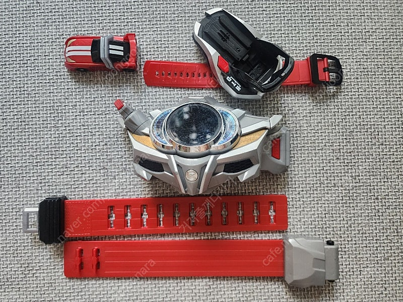 가면라이더 드라이브 드라이버, 세이버 천공의 페가수스 원더라이드 북, 브레멘의 록밴드원 더 라이드북, 덴오 건 라이... 이미지