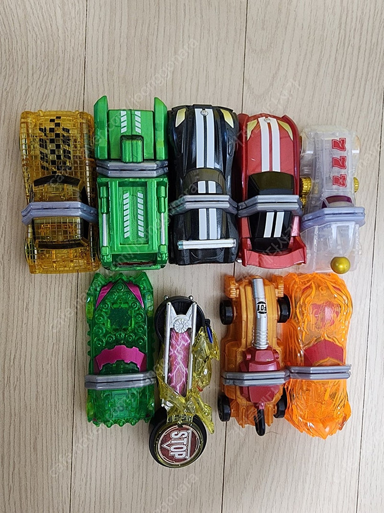 가면라이더 드라이브 드라이버, 세이버 천공의 페가수스 원더라이드 북, 브레멘의 록밴드원 더 라이드북, 덴오 건 라이... 이미지