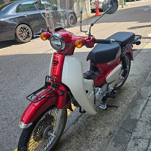 22년식 혼다 슈퍼커브 팝니다.