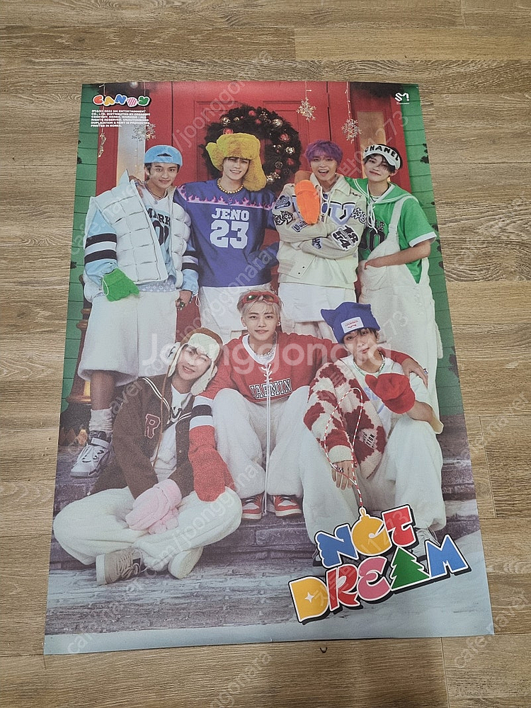 NCT 포스터 13장 팝니다--1