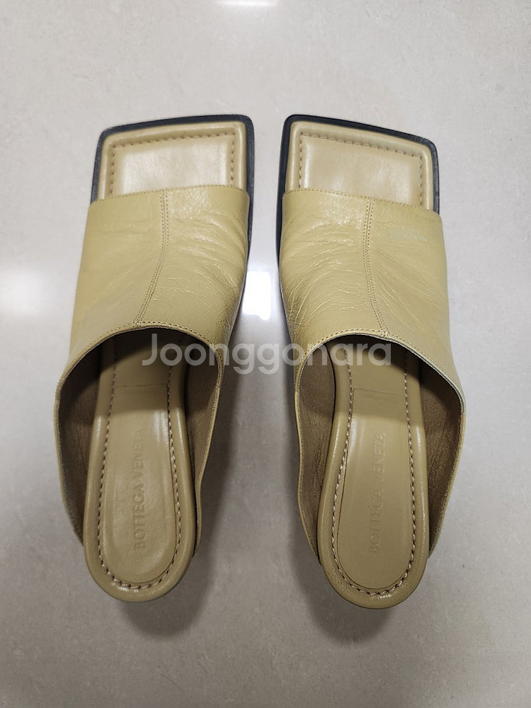 보테가베네타 샌들38 (35만원)--2