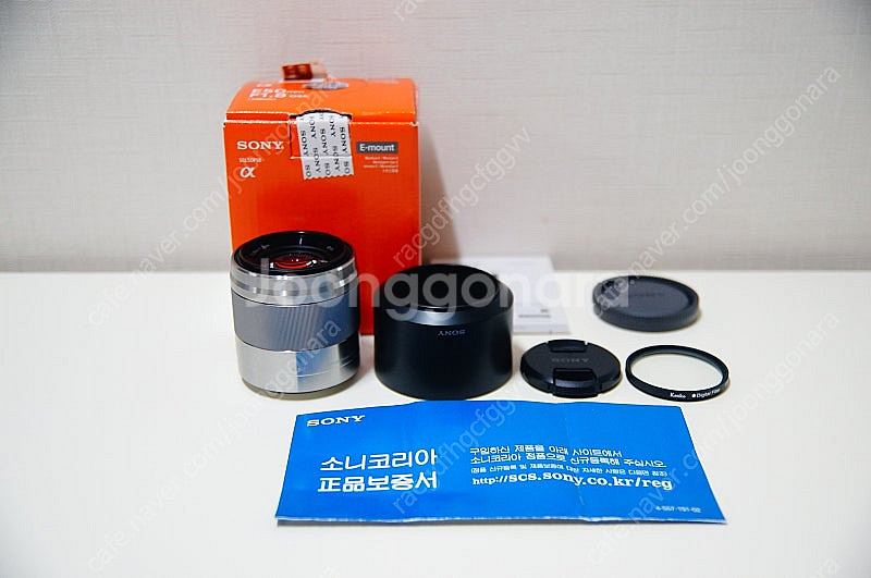 소니 SEL 50mm f1.8 실버 여친렌즈팝니다.---0