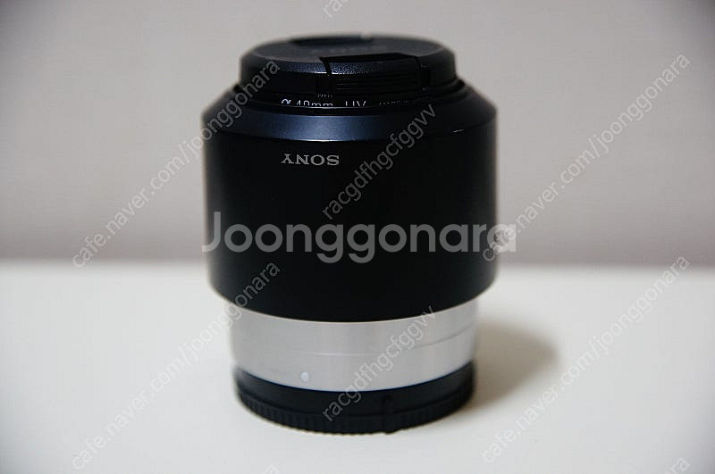 소니 SEL 50mm f1.8 실버 여친렌즈팝니다.---1