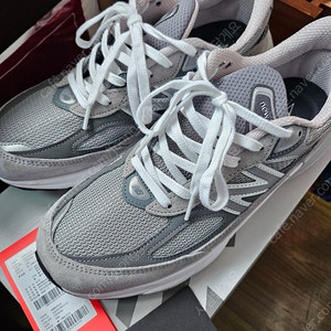 뉴발란스 코리아 정품 990v6 270 사이즈