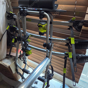 아트원 자전거 캐리어 파일럿3 판매합니다