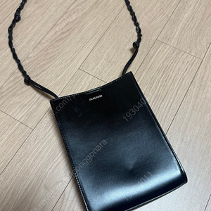 질샌더 탱글백