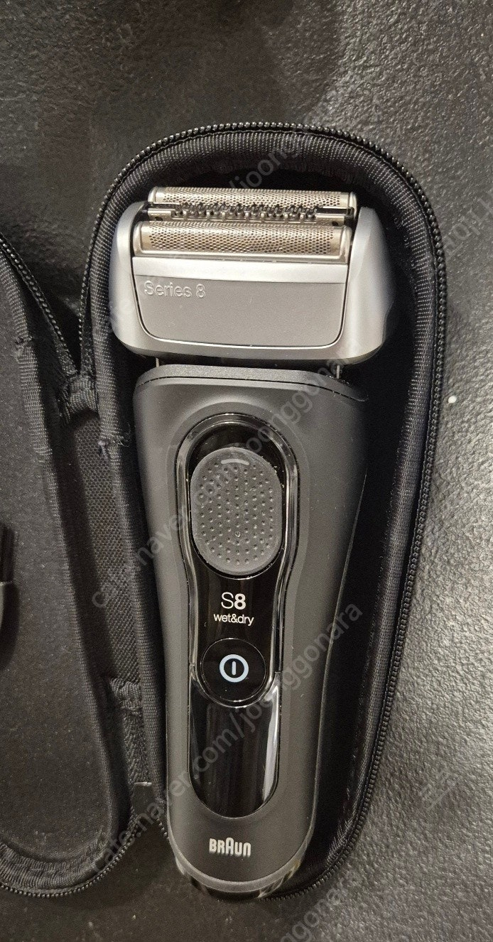 브라운 시리즈 8 Smart 전기 면도기 8560cc (택포)--1