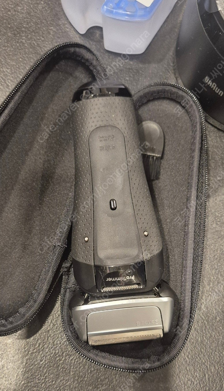 브라운 시리즈 8 Smart 전기 면도기 8560cc (택포)--2