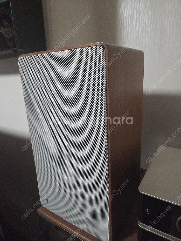 브라운 독일제 빈티지 스피커 팝니다--1