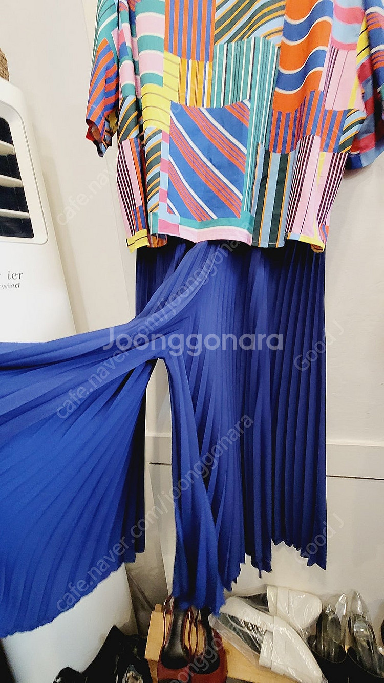 컬러 체크 루즈핏셔츠. 2. 플리츠 와이드 치마바지--6