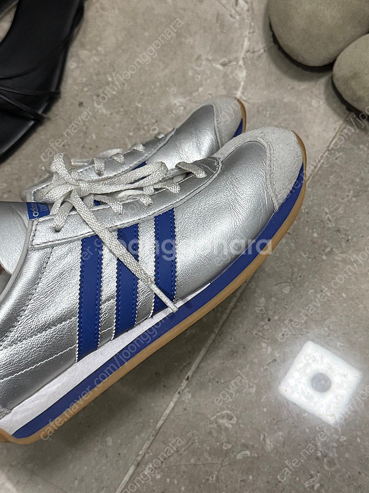 아디다스 컨트리 og 매트 실버 브라이트 블루 235--1