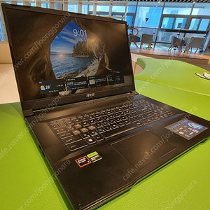 MSI Katana A17 노트북 WIN11 64GB램 (SSD 2TB) 팝니다(17.3인치)