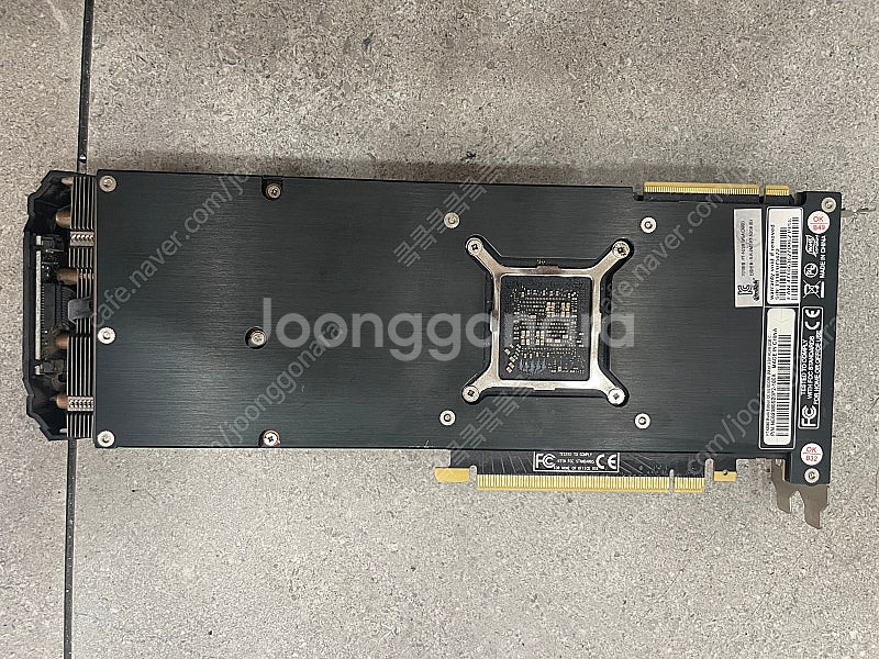 이엠택 RTX 2080 블랙에디션 OC 8GB--4